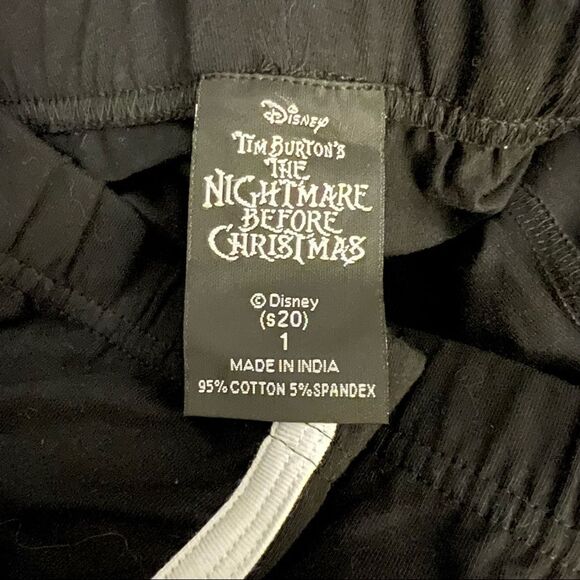NWT Disney for Hot Topic The Nightmare Before Christmas Oogie’s shorts plus size - Picture 5 of 7